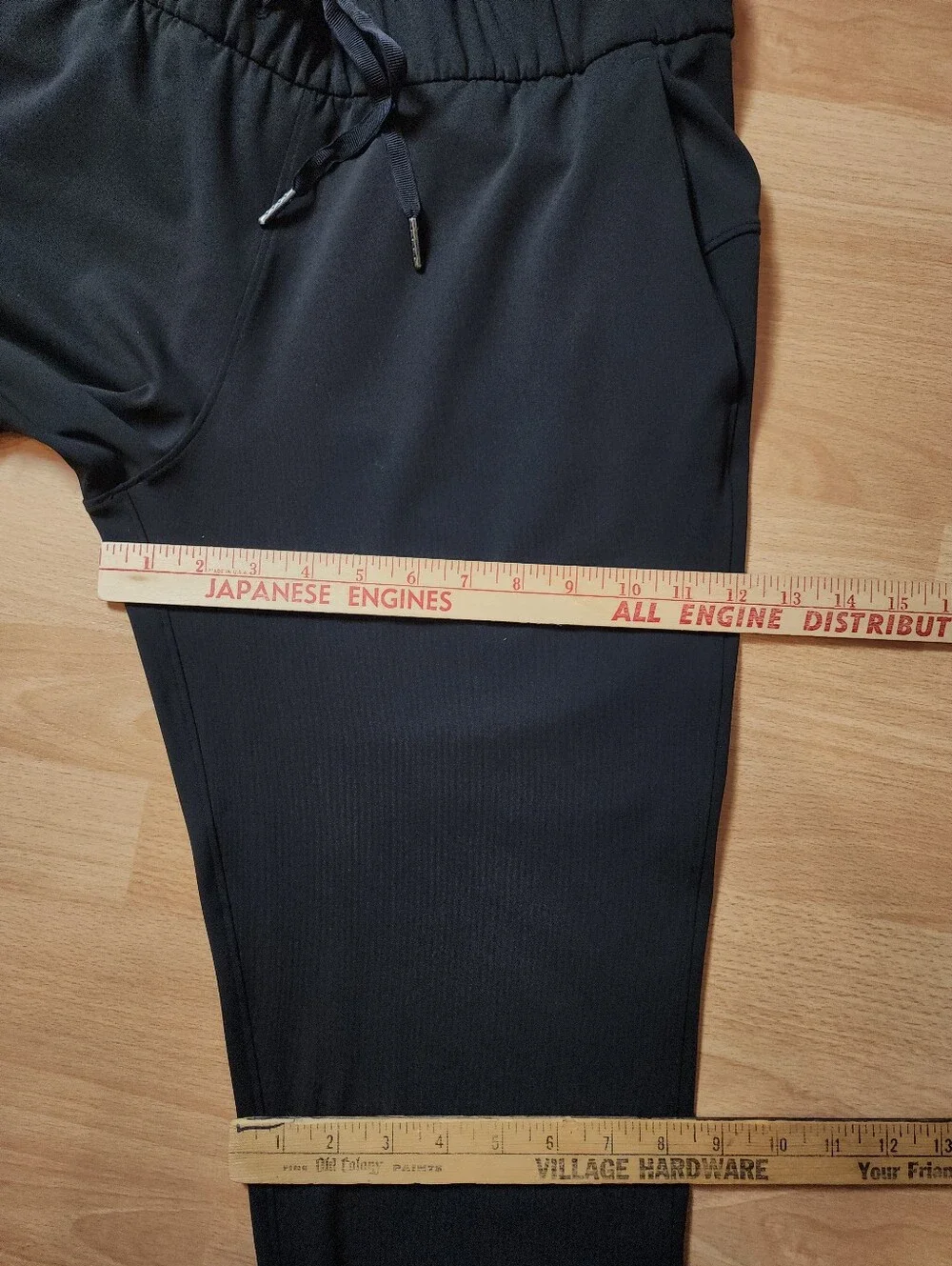 Lululemon On The Fly Black Pants Pull On Drawstring Women's Size 8